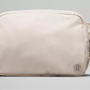 NWT Lululemon Everywhere Belt Bag Large 2L White Opal